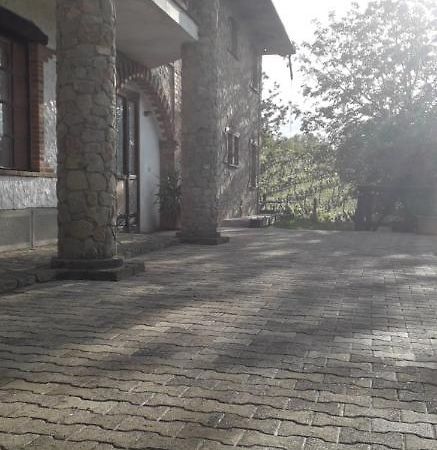 La Martinella Villa Canelli Exteriör bild