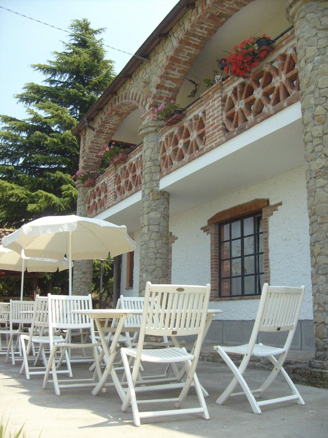 La Martinella Villa Canelli Exteriör bild